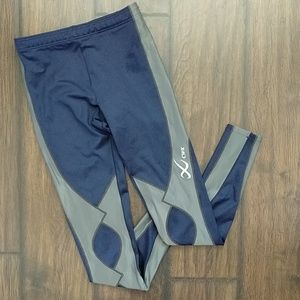 Sport performance compression leggings